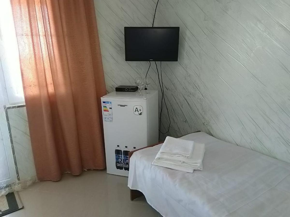 Geno Guest House Kwariati Exterior foto